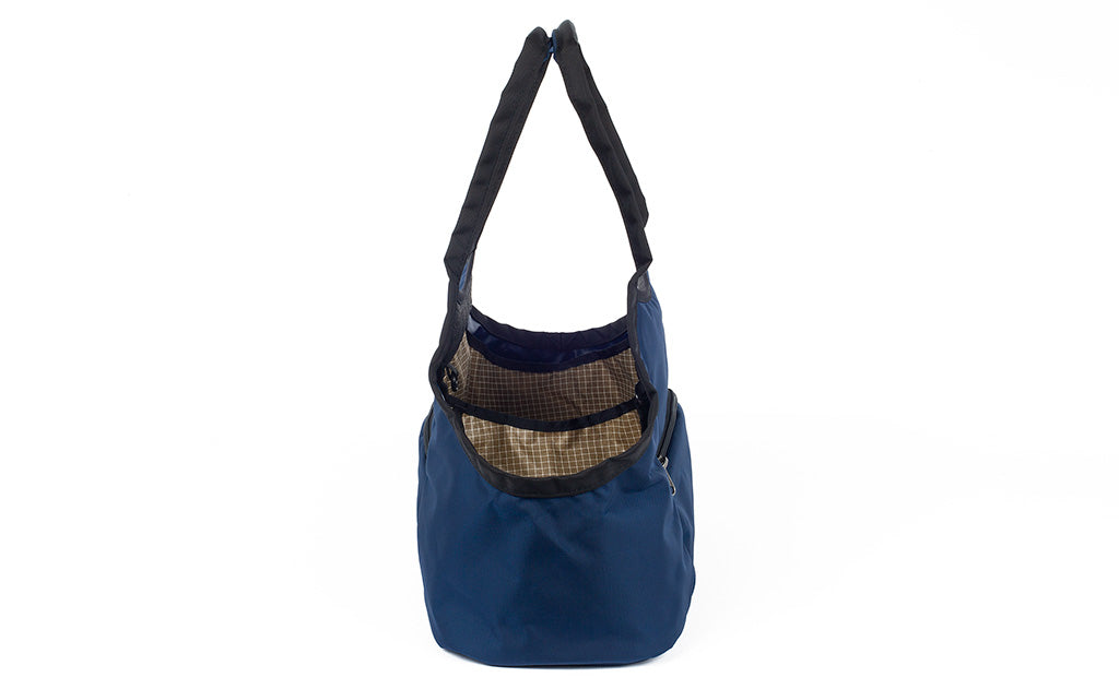 visible variant TB0619-DKCD^^Truckasana in Deep Blue/Coyote tan. Side view.