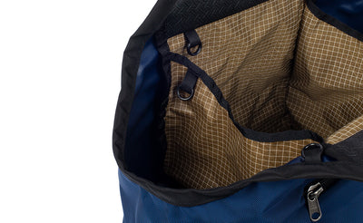 detail visible^^Close-up of one of the side pockets of the Truckasana. Showing off lots of O-rings! Three in total; one in the main compartment and two in the end/side pocket.