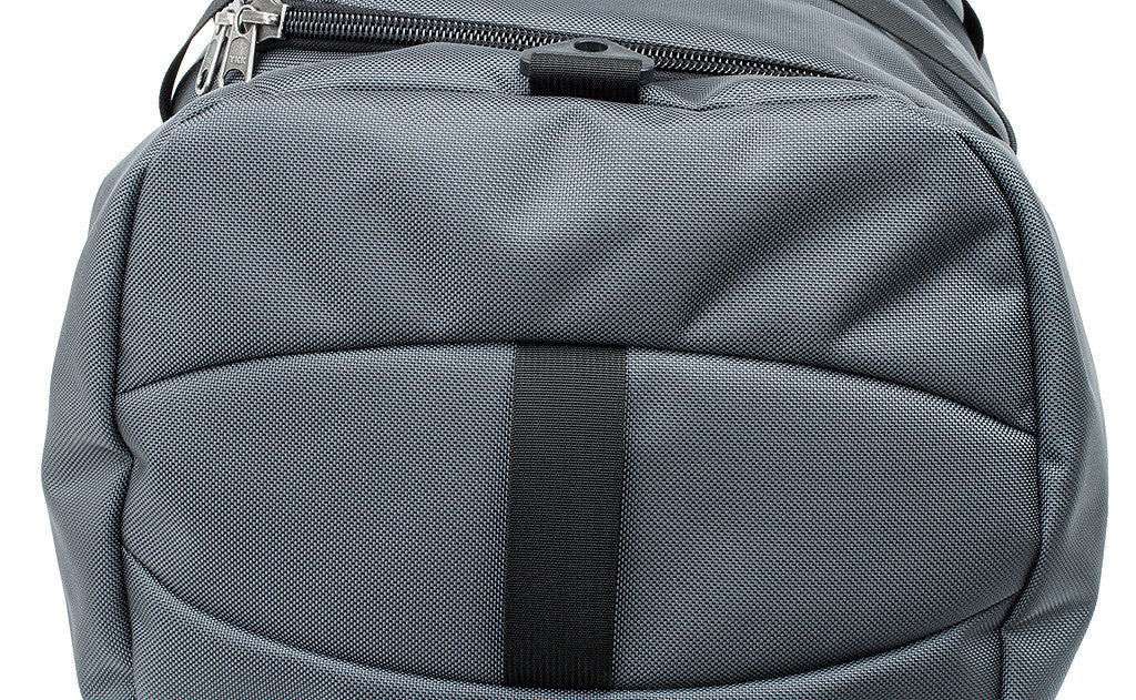 detail visible^^ A close shot of the grab handle on the Yeoman Duffel