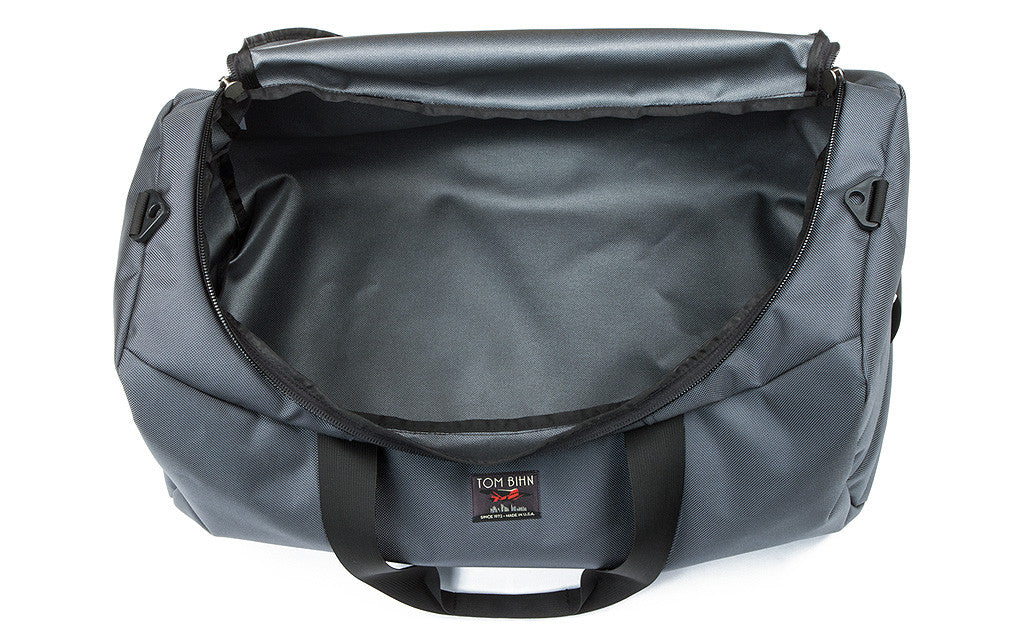 detail visible^^ An open Large Yeoman Duffel