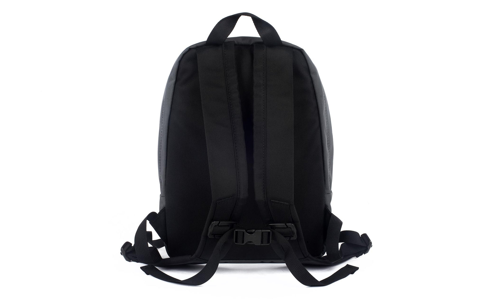 visible detail^^The back of the Zeitgeist with padded back and new Contour Straps with a removeable sternum strap.