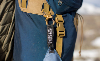 visible variant PT0572-OA PT0572-BA PT0572-WA PT0572-CA PT0572-LA^^A double carabiner connecting something to a lash point.