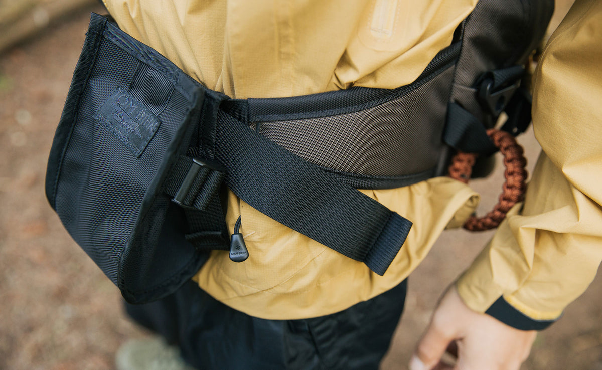 lifestyle visible^^Padded Hip Belt Buckle snapped shut, via the magnet!