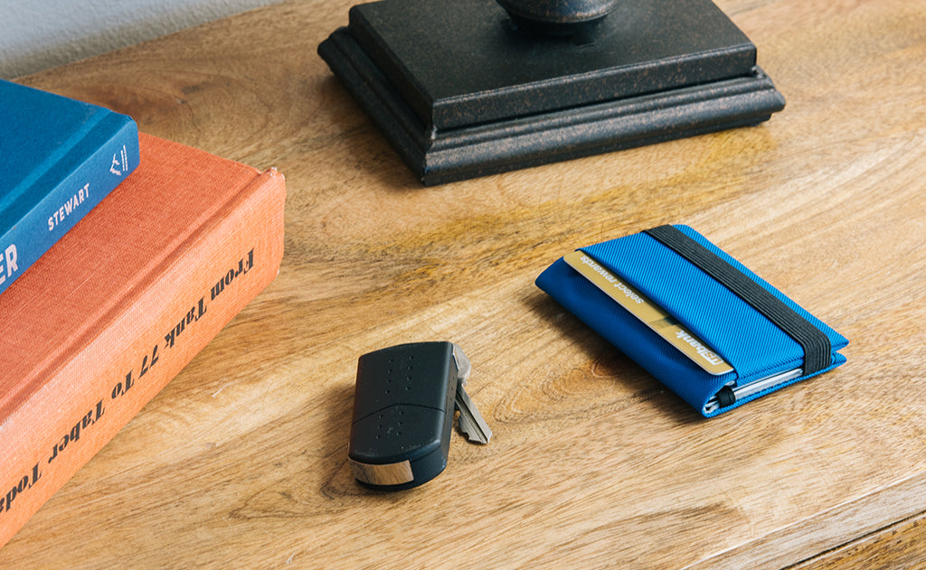 visible variant TB1279-BJ TB1279-LJ TB1279-CJ TB1279-DJ TB1279-IJ TB1279-VJ TB1279-GJ TB1279-BH TB1279-DH^^A Nik's Minimalist Wallet.